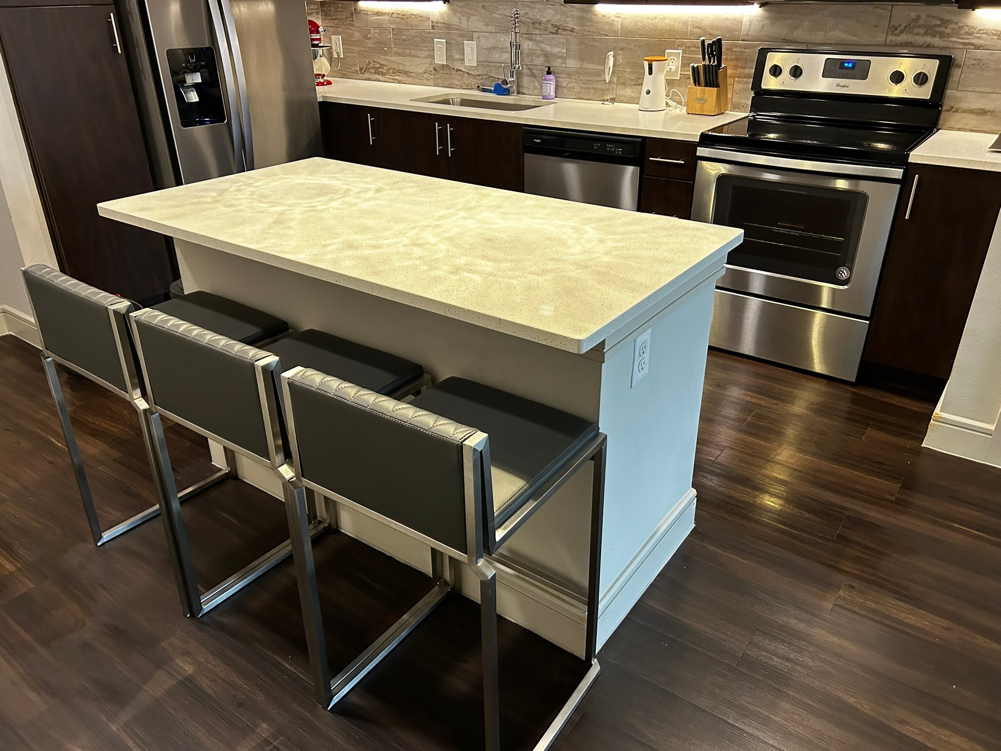 Kitchen after cleaning service